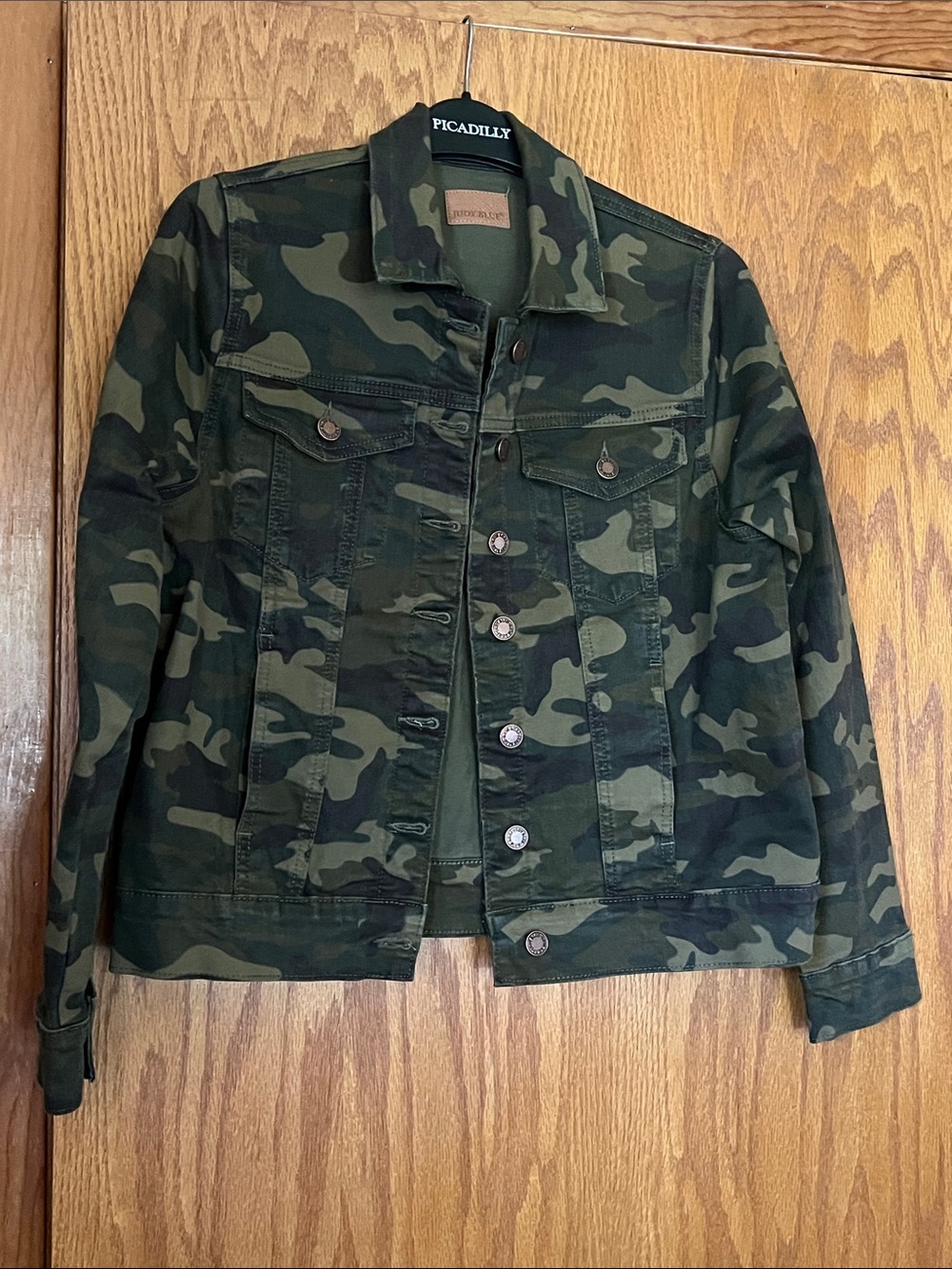 Women’s Camouflage Denim Jacket - Green Camo